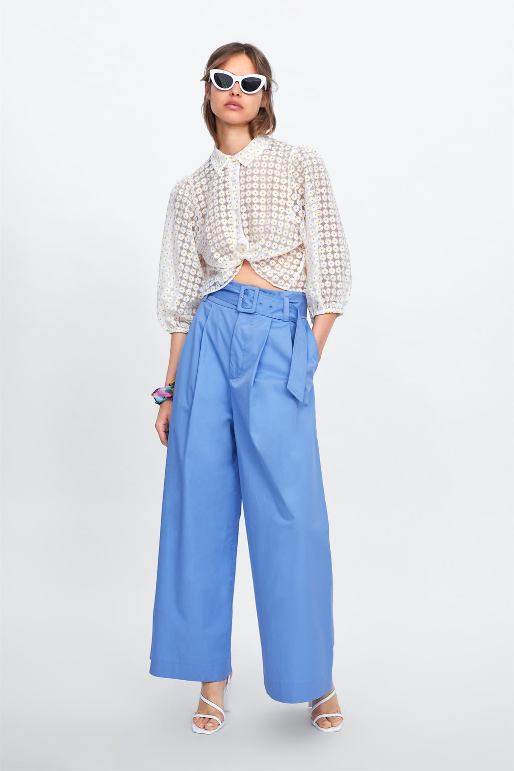 Le pantalon large avec ceinture