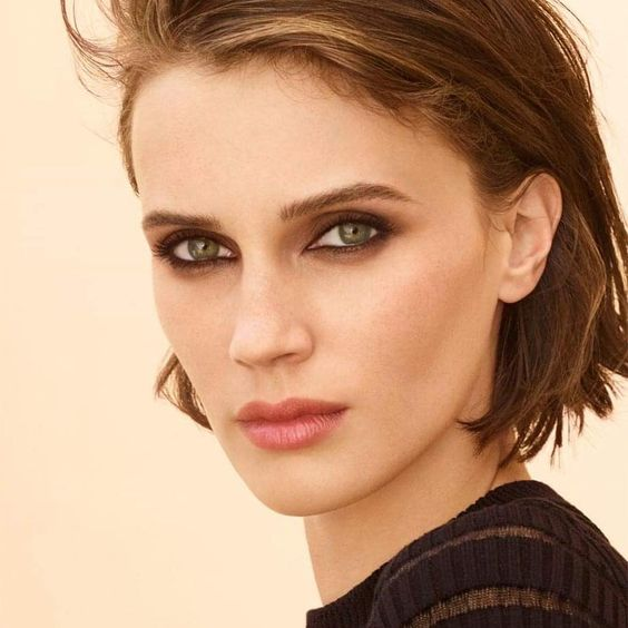 Le crayon dans la muqueuse