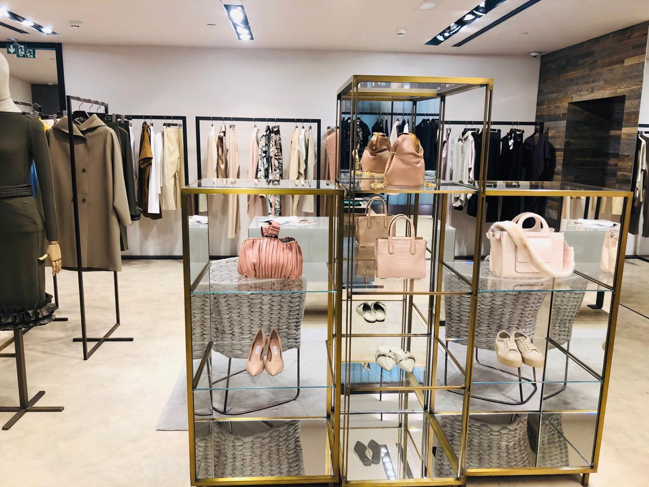 MAXMARA
